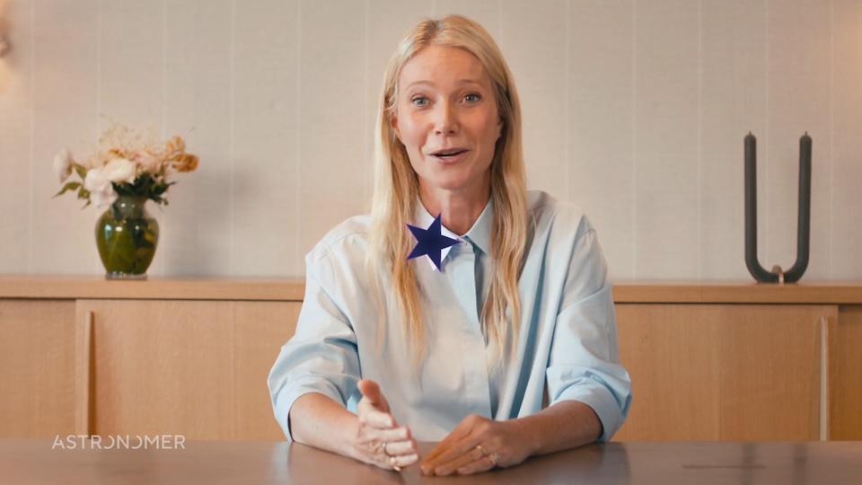 Advantage: Astronomer! Gwyneth Paltrow Made a Great Kiss-Cam Response