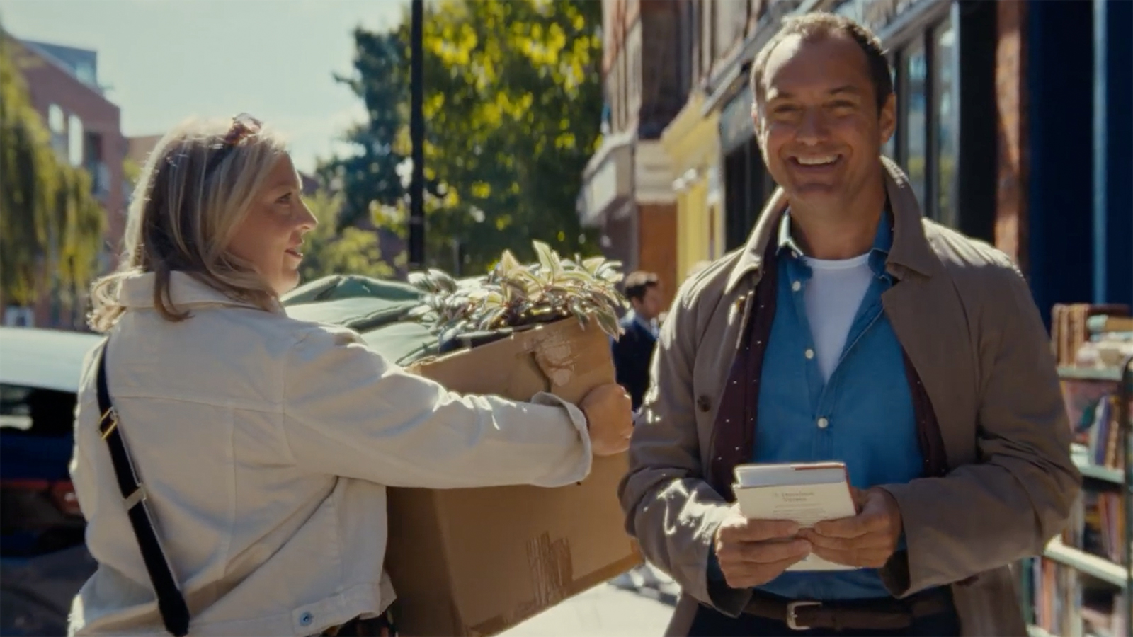 Rom-Com Tropes Won't Come Between Jude Law and His Order From Uber Eats