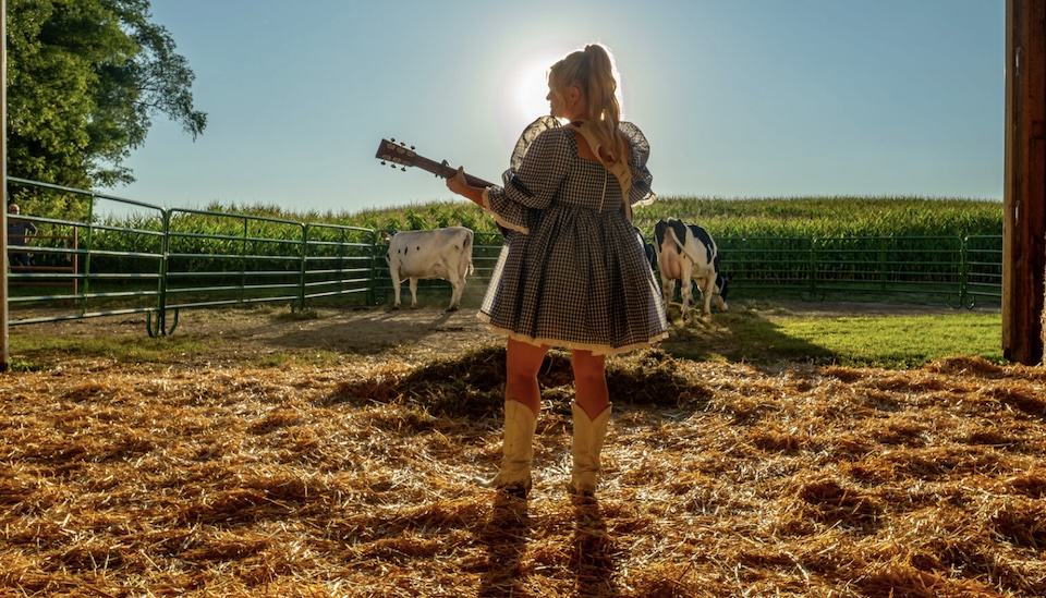 Cows, Bearistas, Labubu, CES and More Trends to Ring in the New Year Image