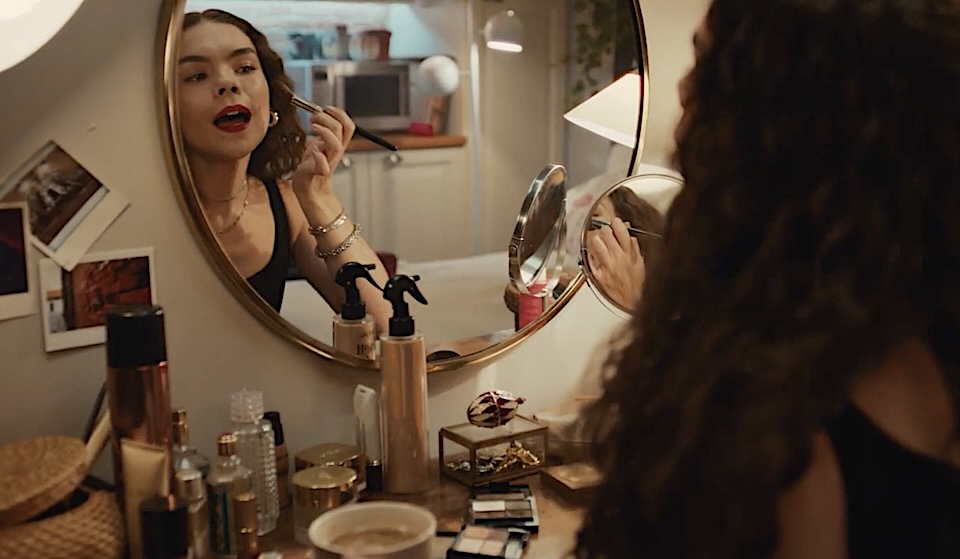 So Many Wake-Up Songs From Folgers